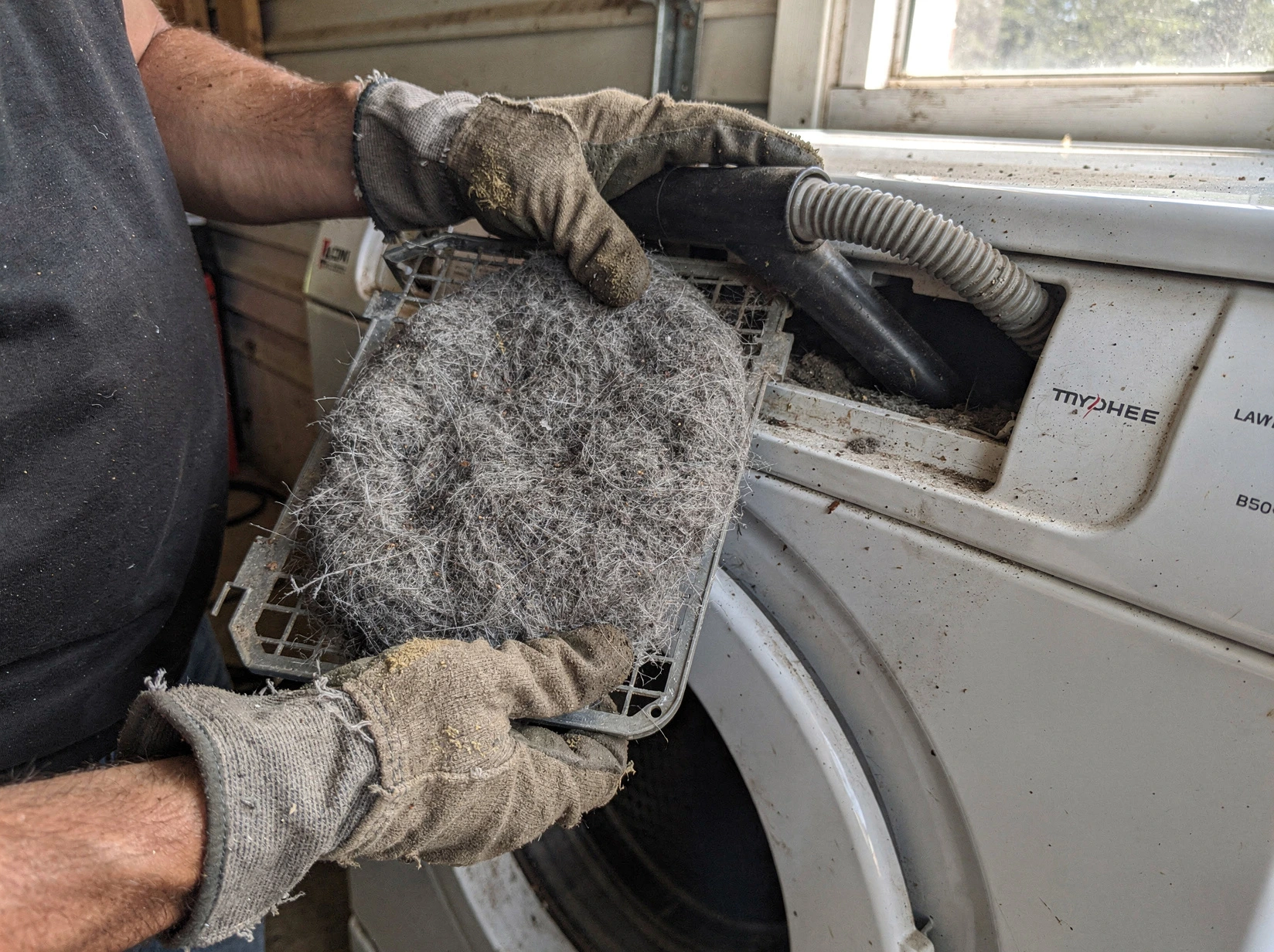 Cleaning Dryer Lint Trap service in Lake Forest, CA